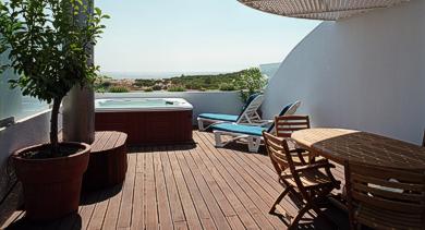 Vale do Lobo Deluxe 3 Schlafzimmer Appartement mit Pool oder Jacuzzi