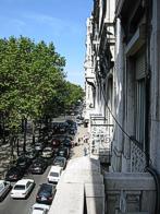 vista lateral quarto para a avenida da Liberdade Lisboa