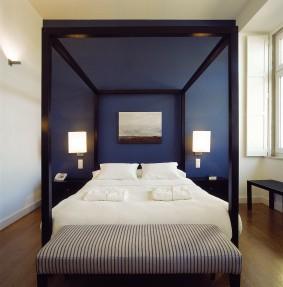 Deluxe Room at York House Hotel in Lisbon