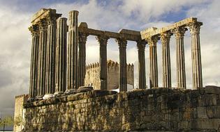 Évora Templo Romano