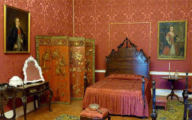 King José Style Bedroom of Queluz Palace