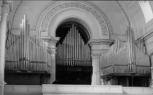 The monumental organ