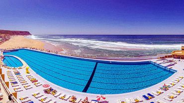 100 metres long swimming pool at Praia Grande