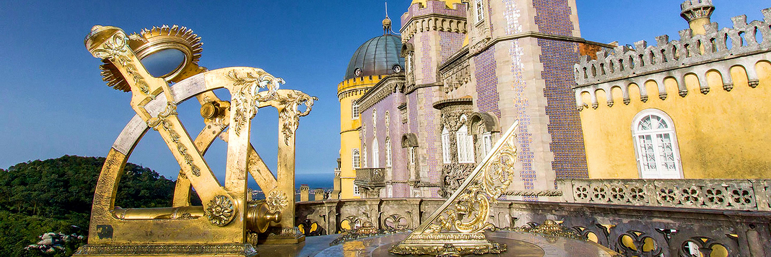 Pena Palace Queen's terrace featuring a sundial and cannon